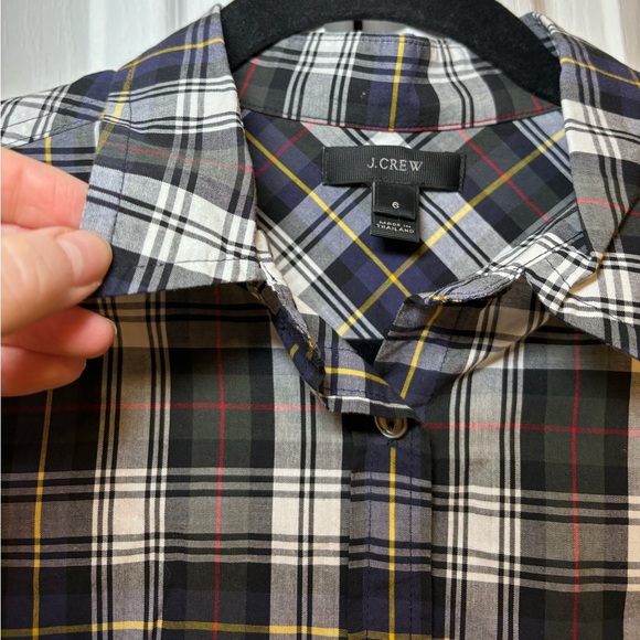 J. Crew - Womens Perfect Fit Button - Picture 11 of 11